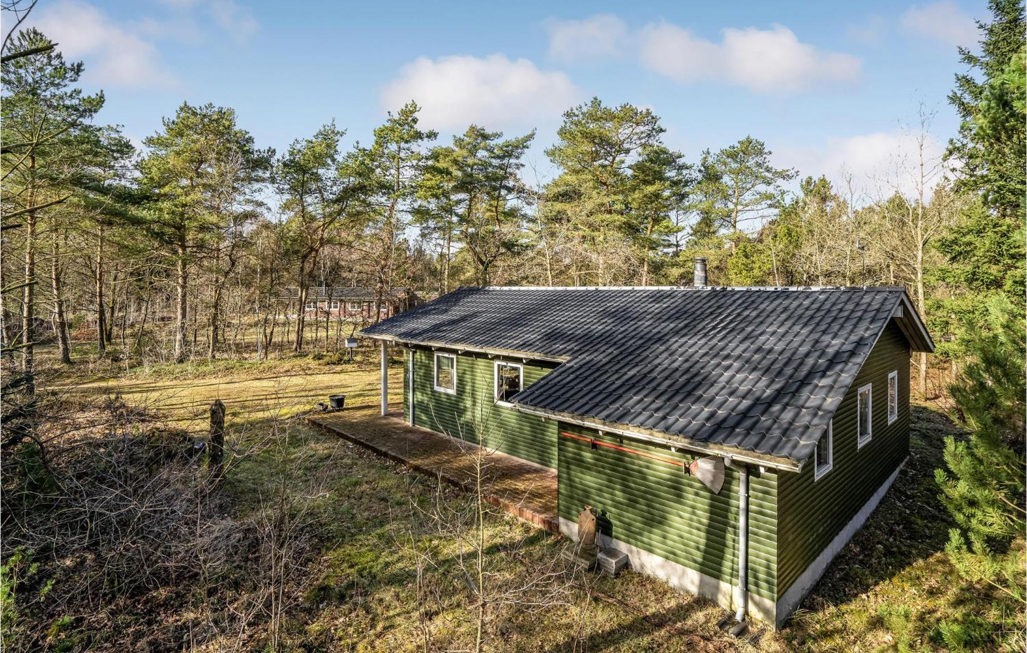 Beautiful Home In Herning With Kitchen Exteriör bild